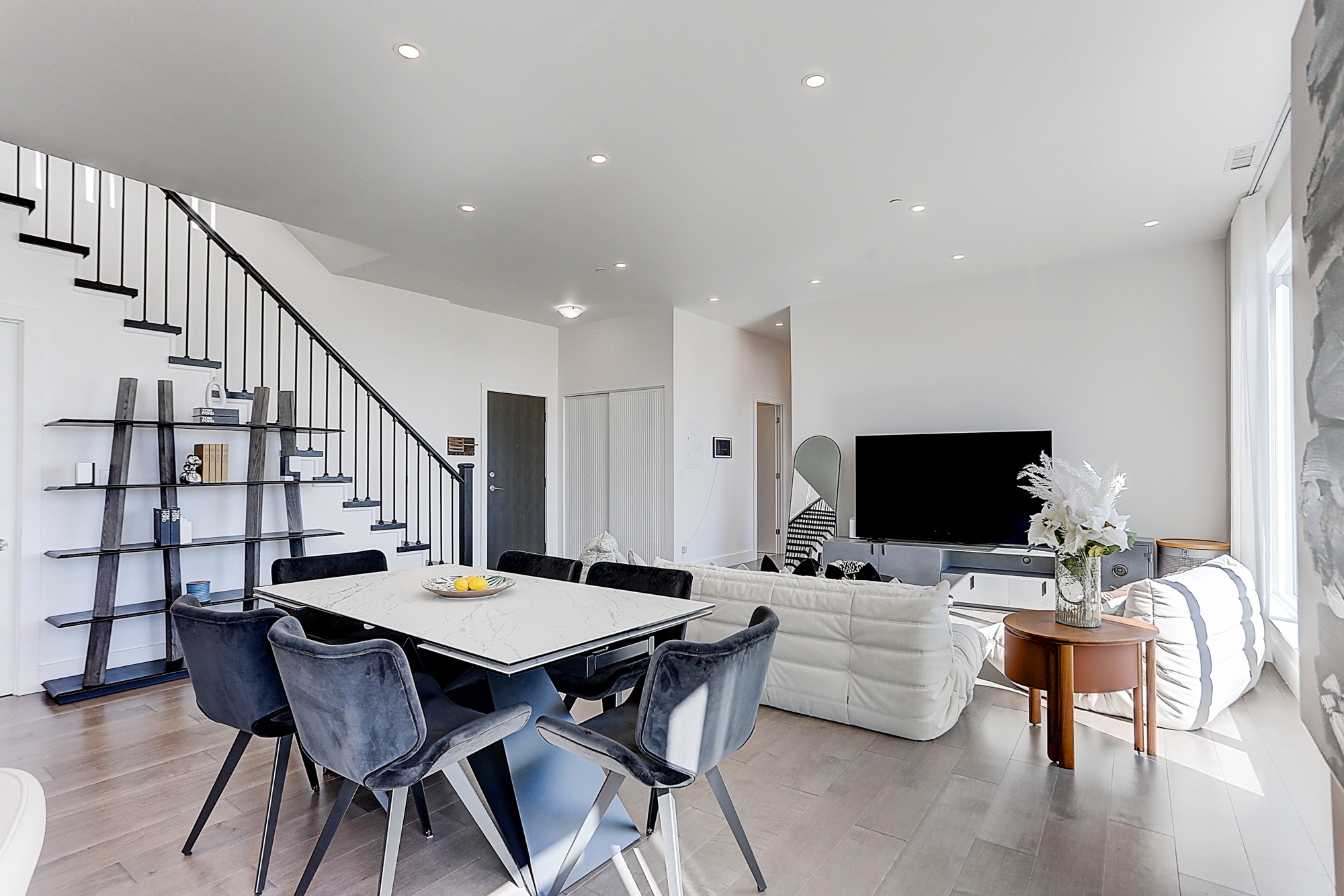 Parkwood Residence preview 3